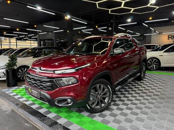 FIAT TORO 2.0 16V TURBO DIESEL RANCH 4WD AT9 FIAT TORO 2.0 16V TURBO DIESEL RANCH 4WD AT9